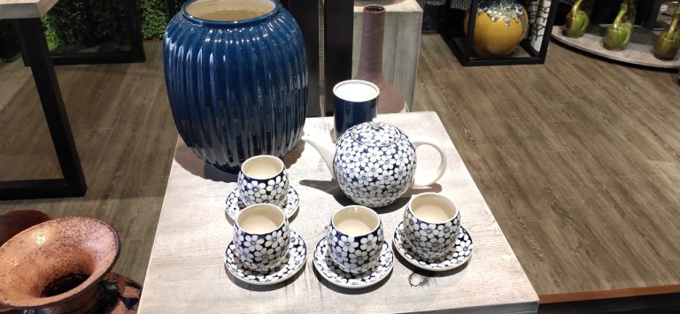 Handmade ceramic manufacturer in Vietnam