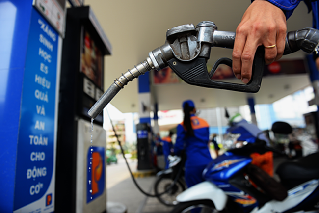 Gasoline prices increases sharply after 3 consecutive reductions
